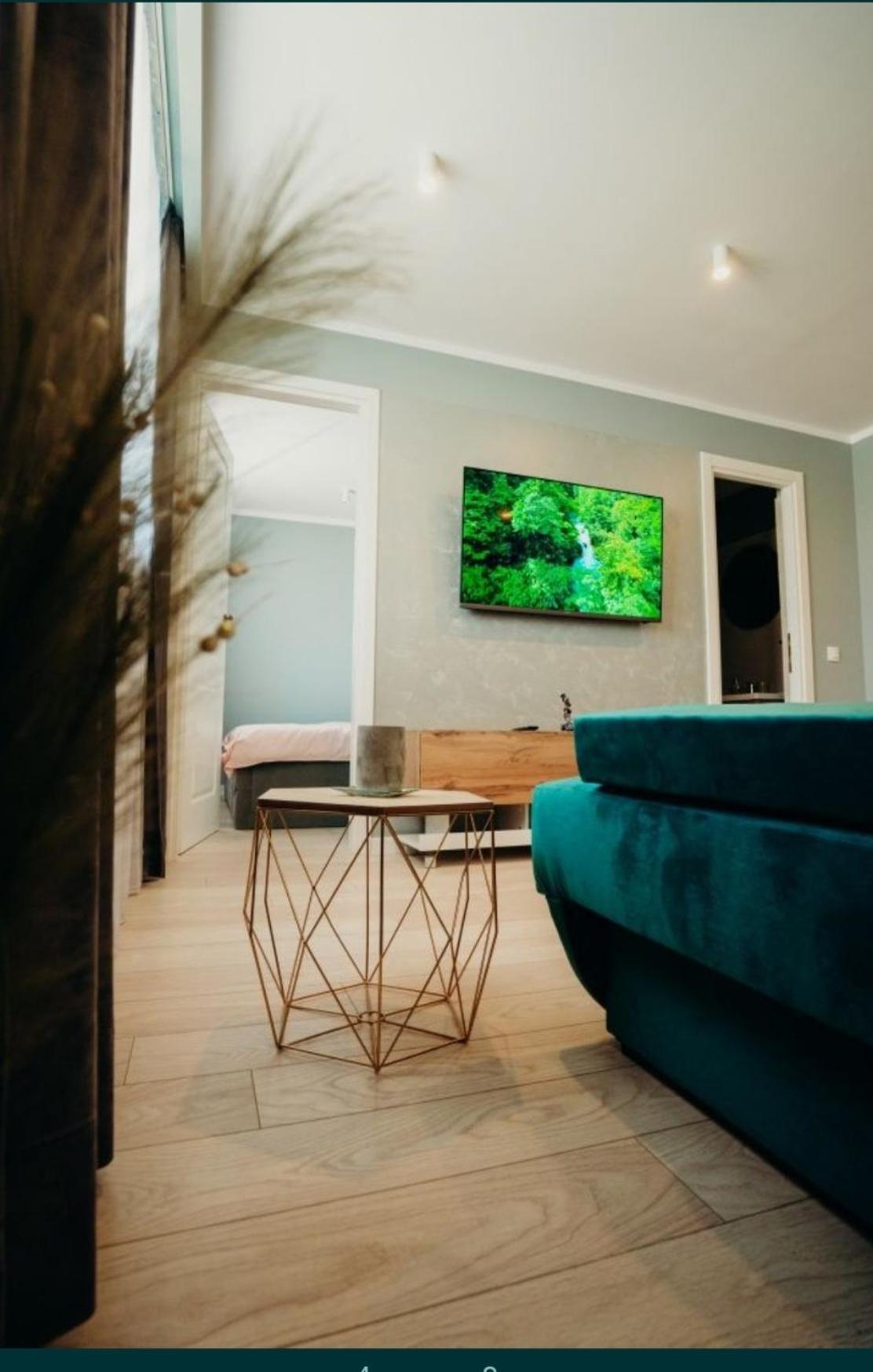 Studio 76 Apartment Onesti Exterior photo