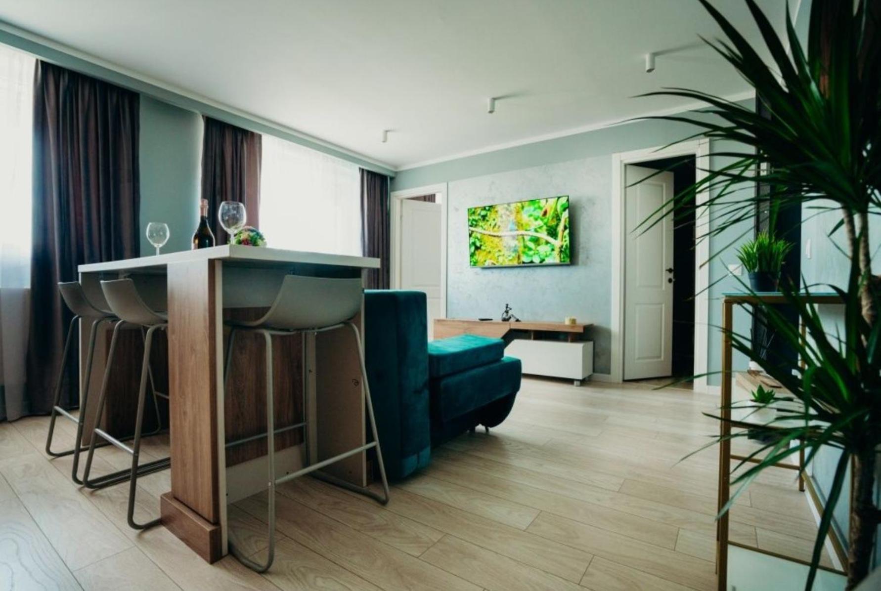 Studio 76 Apartment Onesti Exterior photo